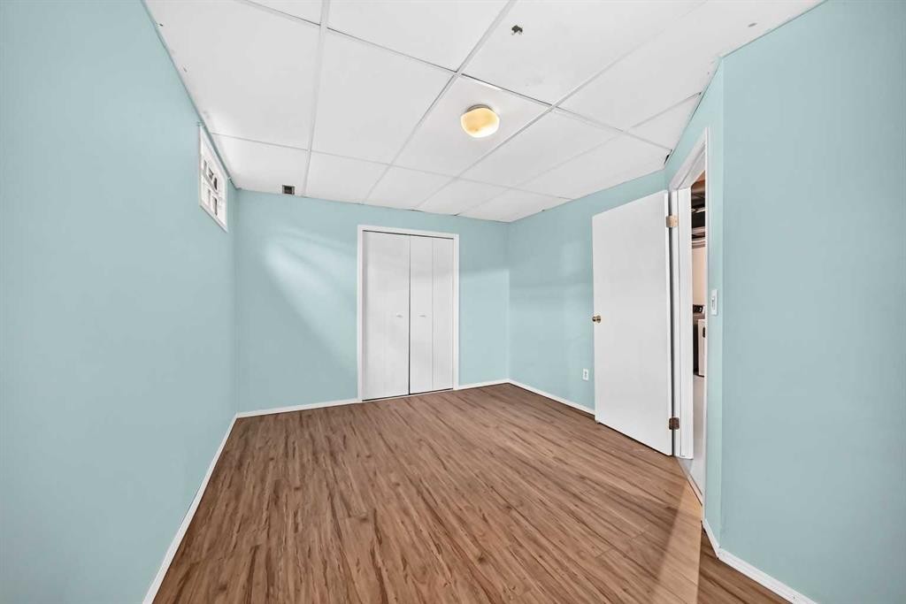 19 Falshire Drive Ne, Calgary, AB - Indoor Photo Showing Other Room