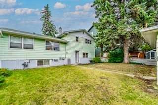 2628 Capitol Hill Crescent Nw, Calgary, AB - Outdoor