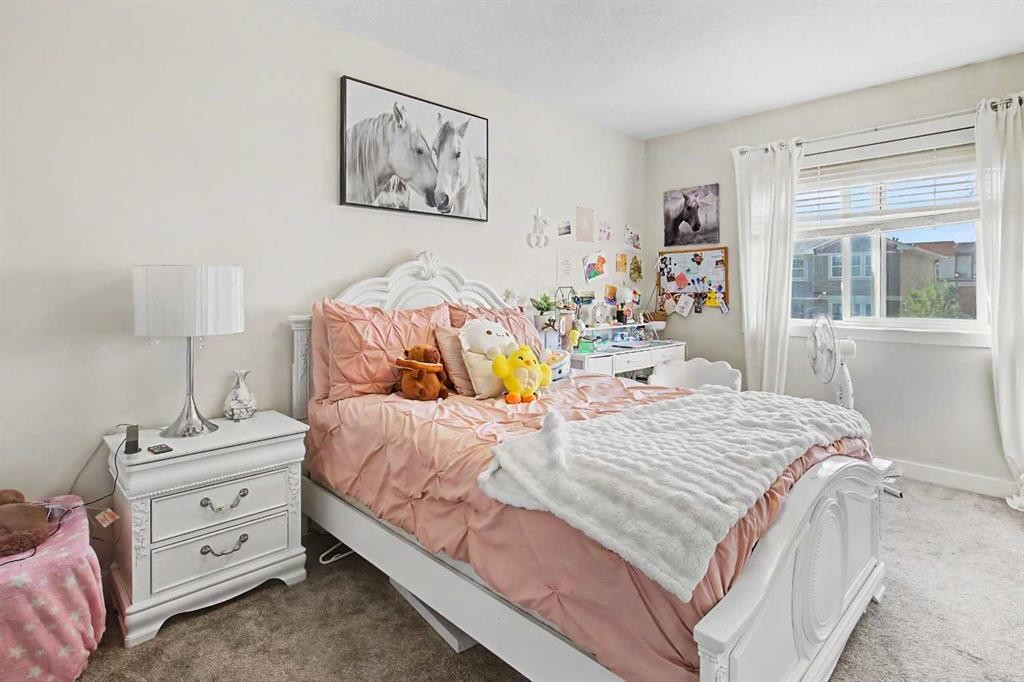2 Baywater Cape, Airdrie, AB - Indoor Photo Showing Bedroom