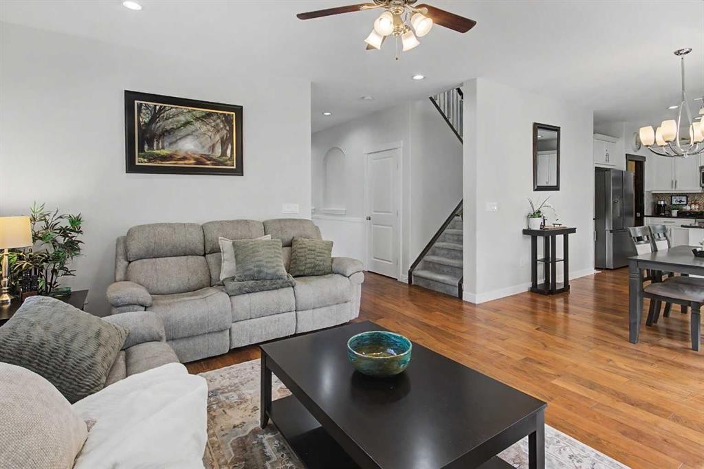 2 Baywater Cape, Airdrie, AB - Indoor Photo Showing Living Room
