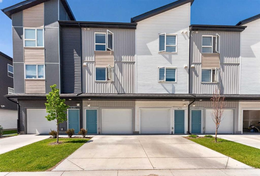 433-301 Redstone Boulevard Ne, Calgary, AB - Outdoor With Facade