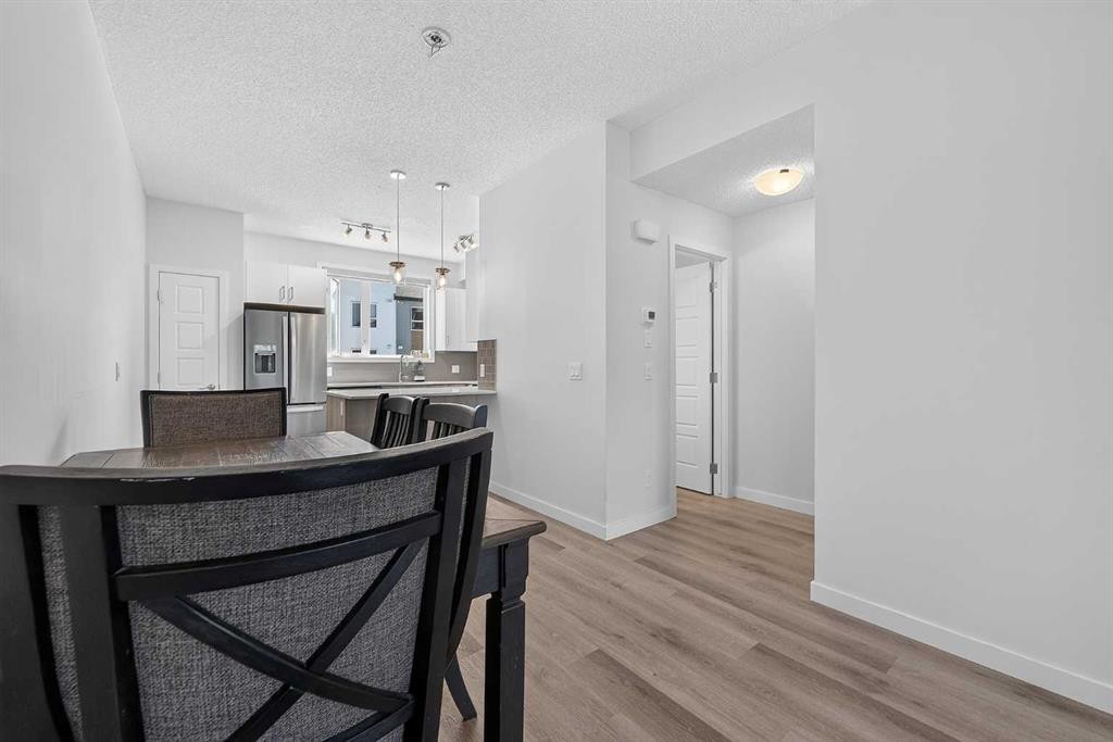 433-301 Redstone Boulevard Ne, Calgary, AB - Indoor