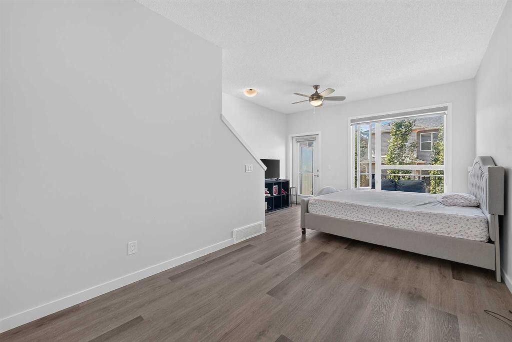 433-301 Redstone Boulevard Ne, Calgary, AB - Indoor Photo Showing Bedroom