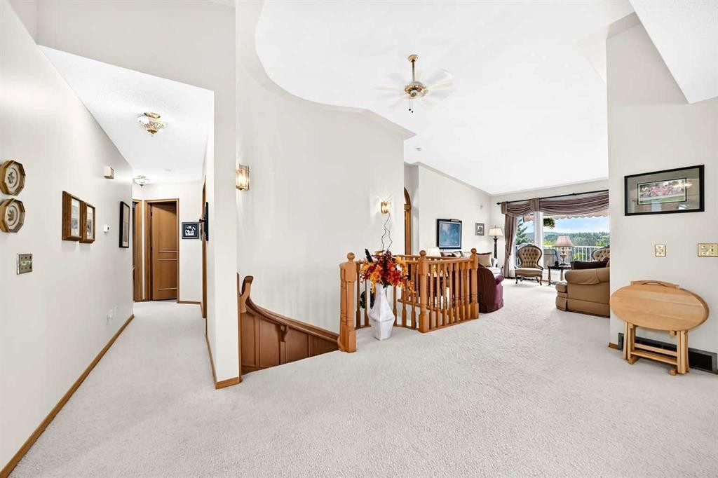 36 Sunset Way, Priddis Greens, AB - Indoor Photo Showing Other Room