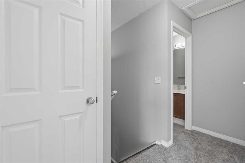 289 Taralake Terrace Ne, Calgary, AB - Indoor Photo Showing Other Room