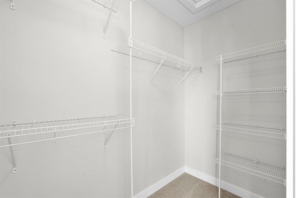 115 Wolf Willow Boulevard Se, Calgary, AB - Indoor With Storage