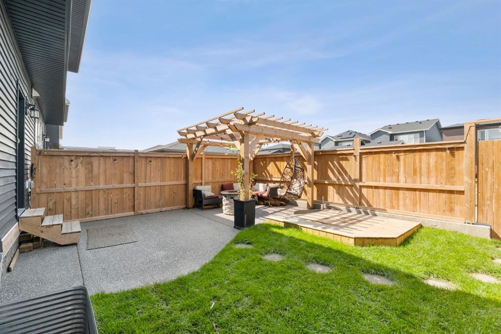 115 Wolf Willow Boulevard Se, Calgary, AB - Outdoor