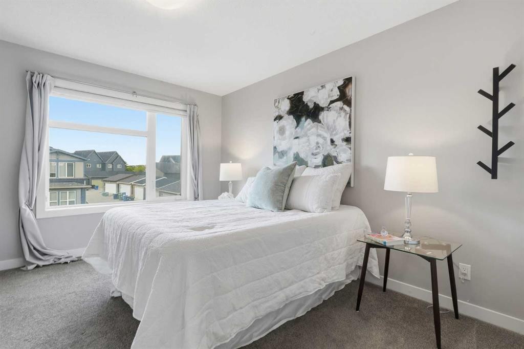 21 Howse Street Ne, Calgary, AB - Indoor Photo Showing Bedroom