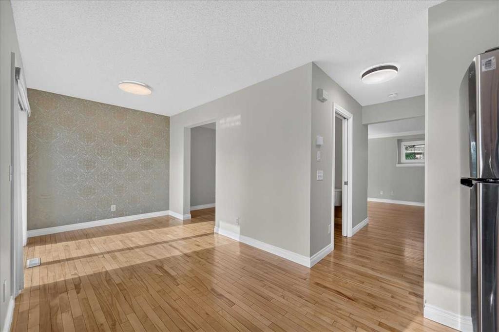 86 Cedarwood Lane Sw, Calgary, AB