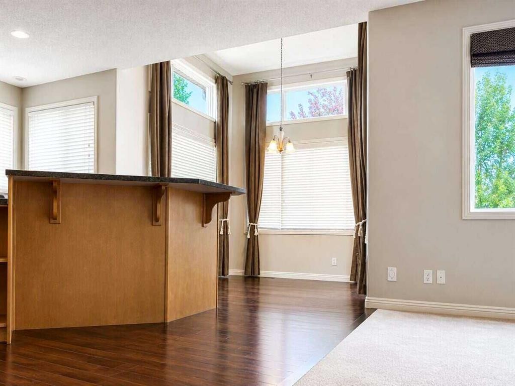 188 Everwillow Park Sw, Calgary, AB - Indoor Photo Showing Other Room