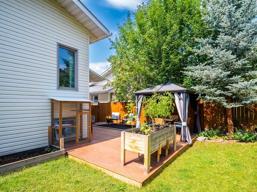 115 Wood Valley Court Sw, Calgary, AB - Outdoor With Deck Patio Veranda