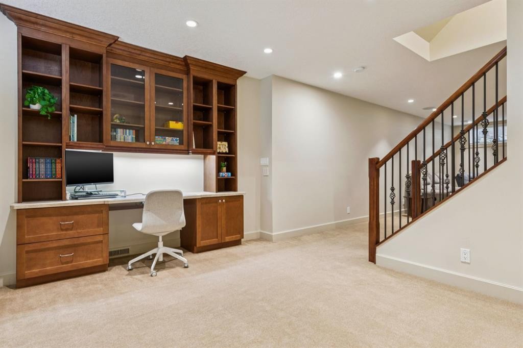 174 Sienna Hills Drive Sw, Calgary, AB - Indoor Photo Showing Office