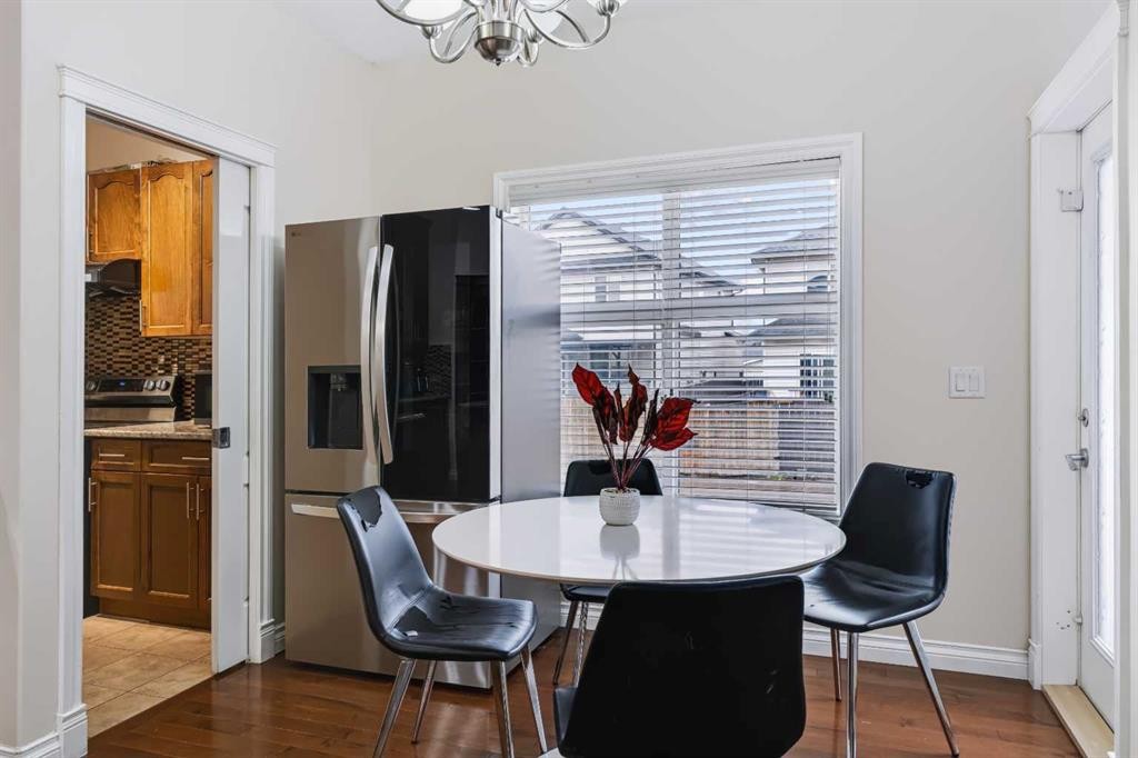 8245 Saddlebrook Drive Ne, Calgary, AB - Indoor Photo Showing Dining Room