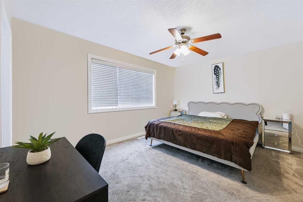 8245 Saddlebrook Drive Ne, Calgary, AB - Indoor Photo Showing Bedroom