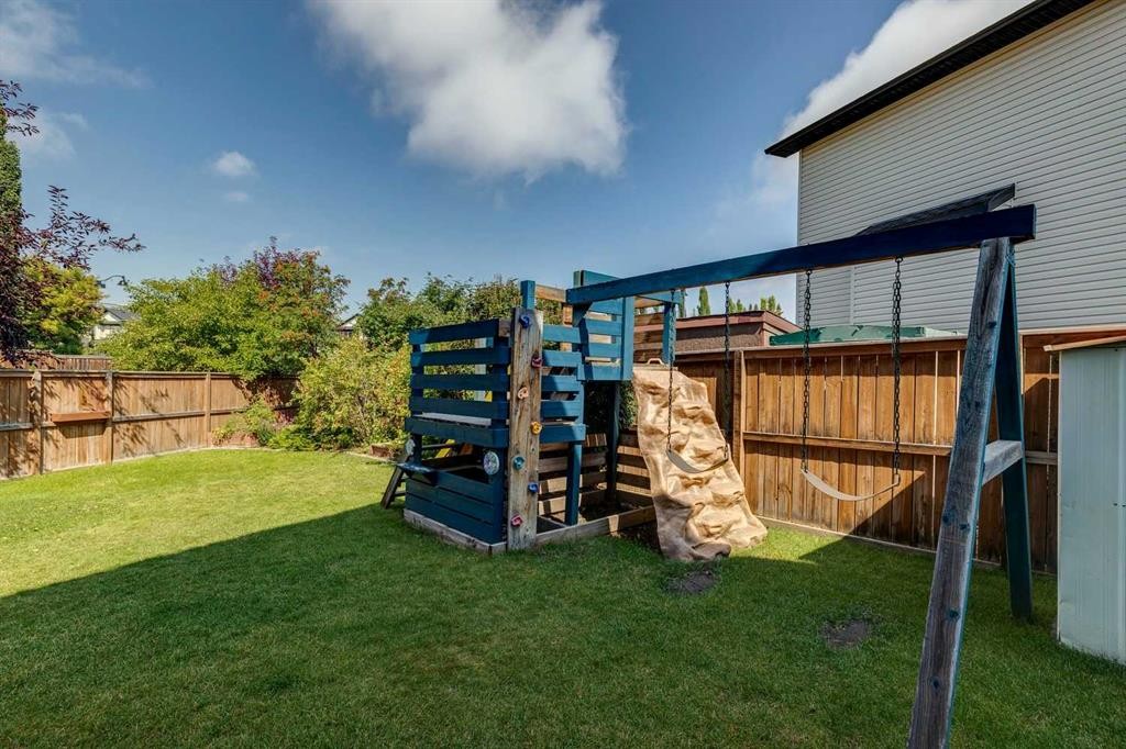 258 West Ranch Place Sw, Calgary, AB - Outdoor
