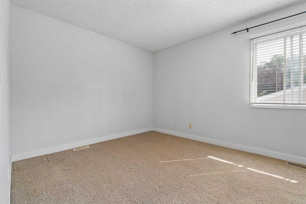 205 15 Avenue Ne, Calgary, AB