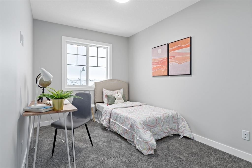 943 Legacy Circle Se, Calgary, AB - Indoor Photo Showing Bedroom