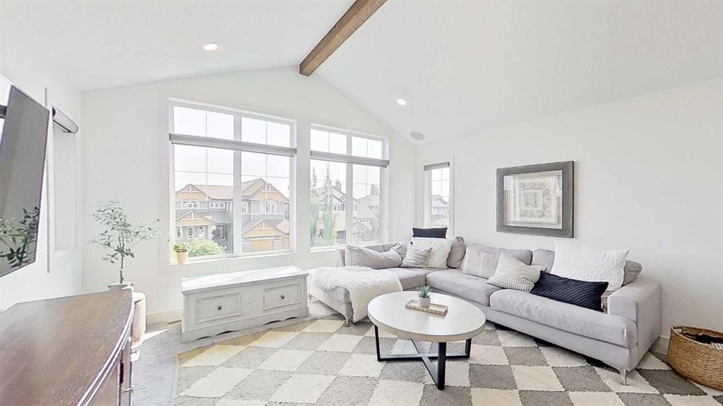 107 Auburn Sound Cove Se, Calgary, AB - Indoor Photo Showing Living Room