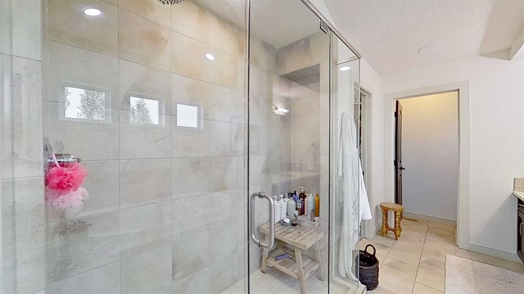 107 Auburn Sound Cove Se, Calgary, AB - Indoor Photo Showing Bathroom