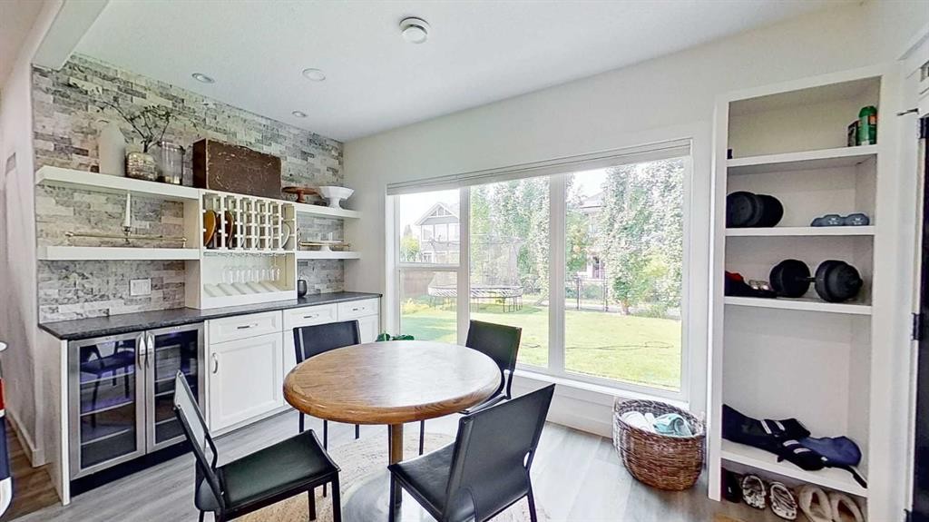 107 Auburn Sound Cove Se, Calgary, AB - Indoor Photo Showing Dining Room