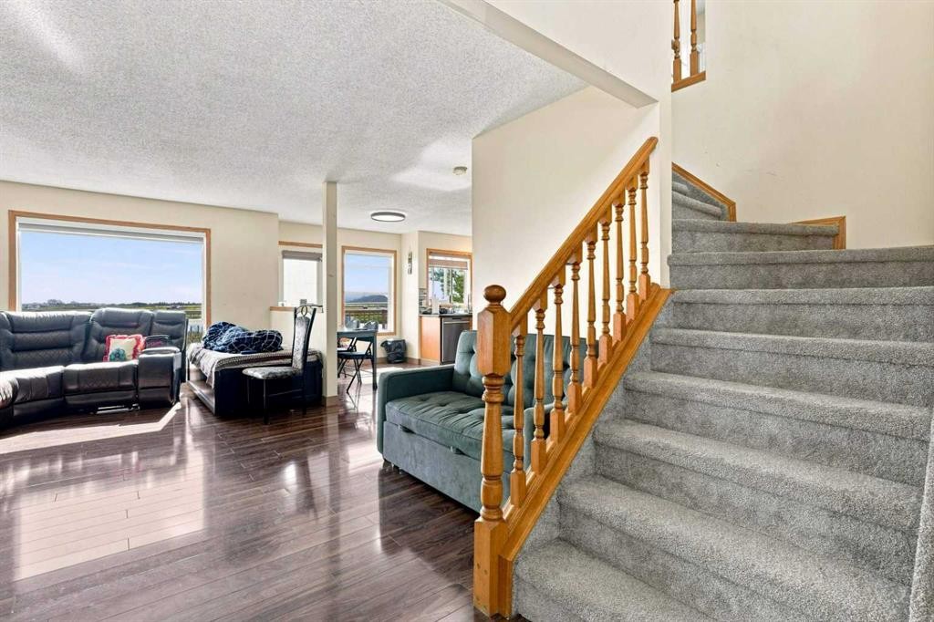 55 Anaheim Crescent Ne, Calgary, AB