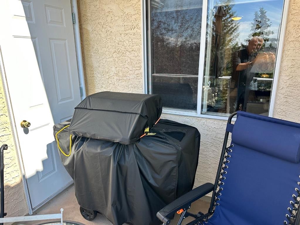3338-1818 Simcoe Boulevard Sw, Calgary, AB - Outdoor With Exterior