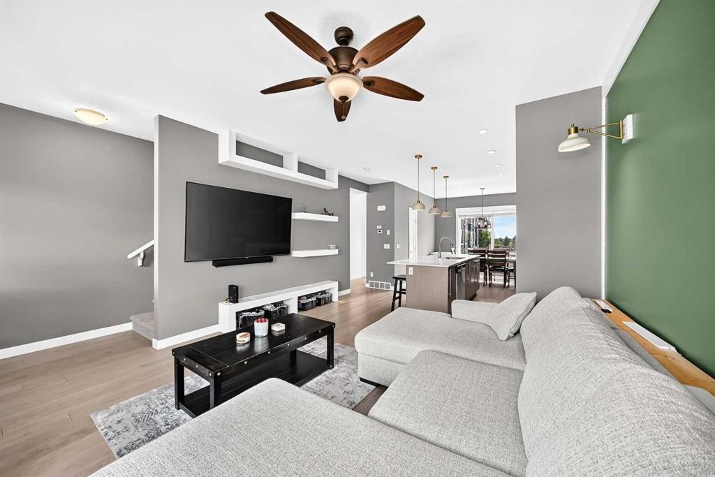 2-111 Rainbow Falls Gate, Chestermere, AB
