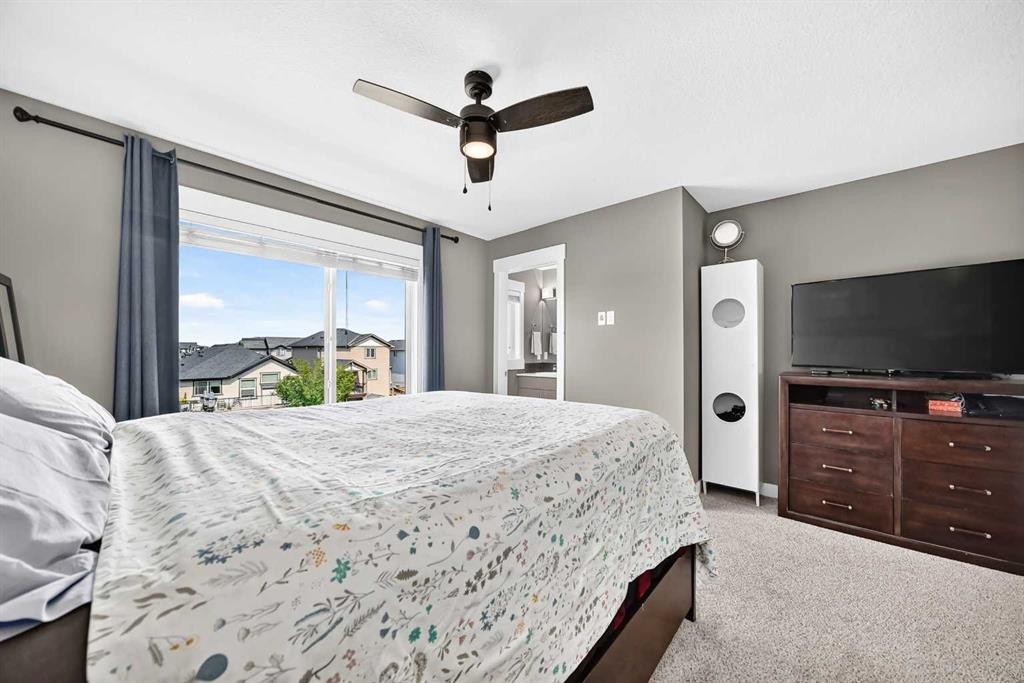 2-111 Rainbow Falls Gate, Chestermere, AB