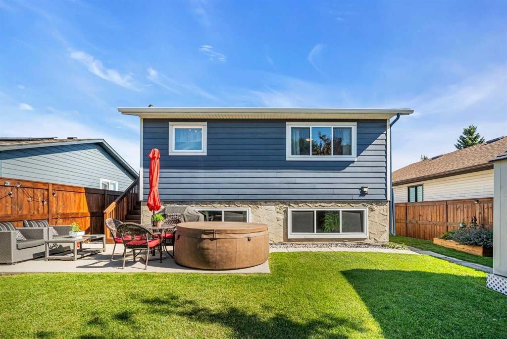 159 Bernard Way Nw, Calgary, AB