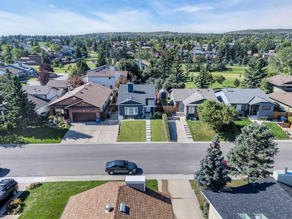159 Bernard Way Nw, Calgary, AB