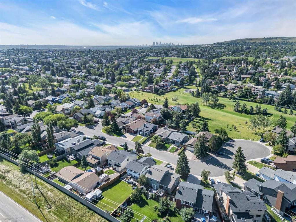 159 Bernard Way Nw, Calgary, AB