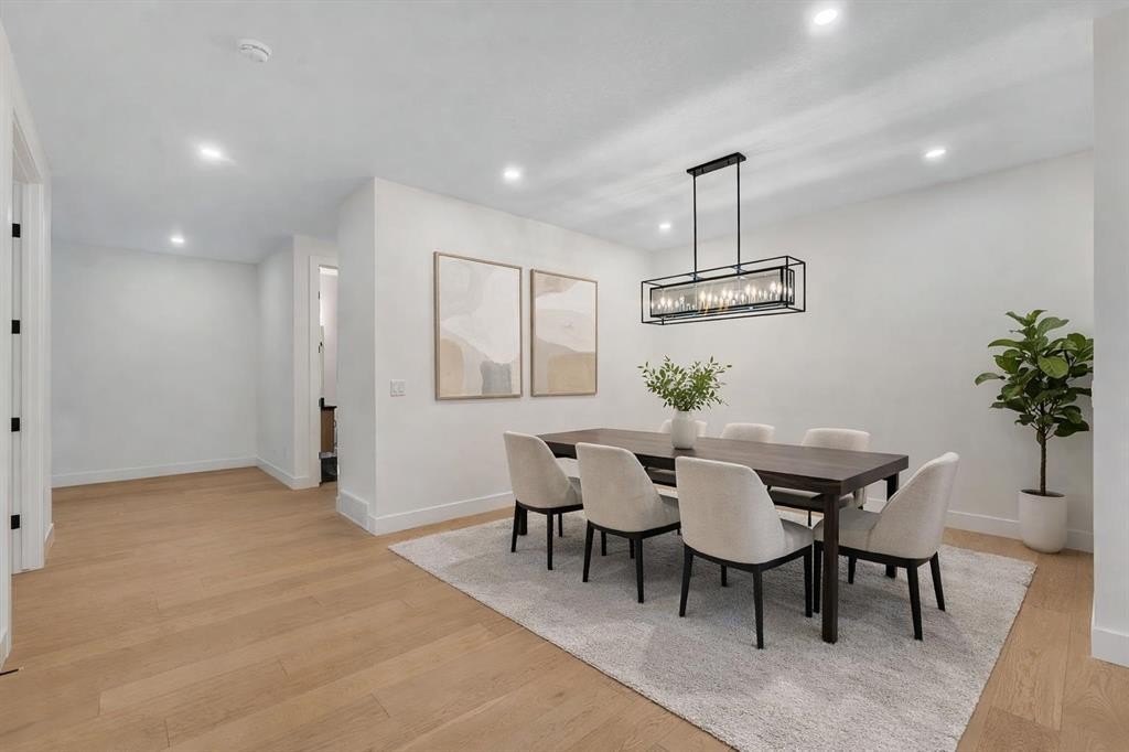 153 Waterford Passage, Chestermere, AB - Indoor Photo Showing Dining Room