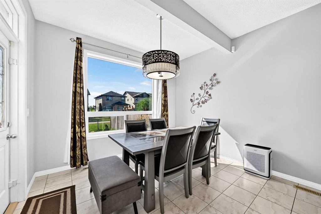 8 Skyview Point Terrace Ne, Calgary, AB - Indoor Photo Showing Dining Room