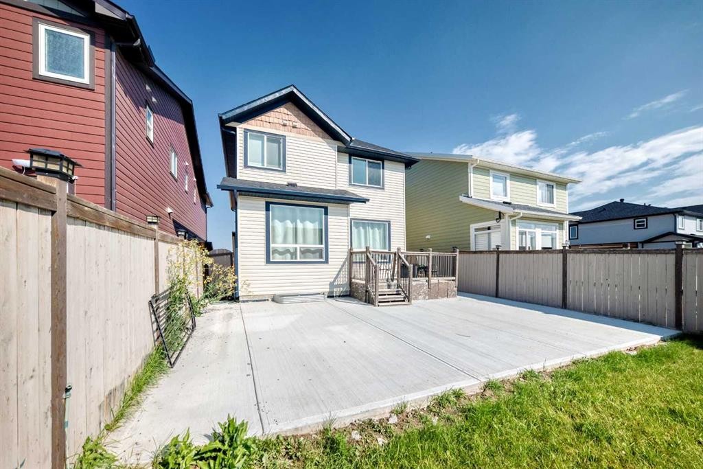 8 Skyview Point Terrace Ne, Calgary, AB - Outdoor