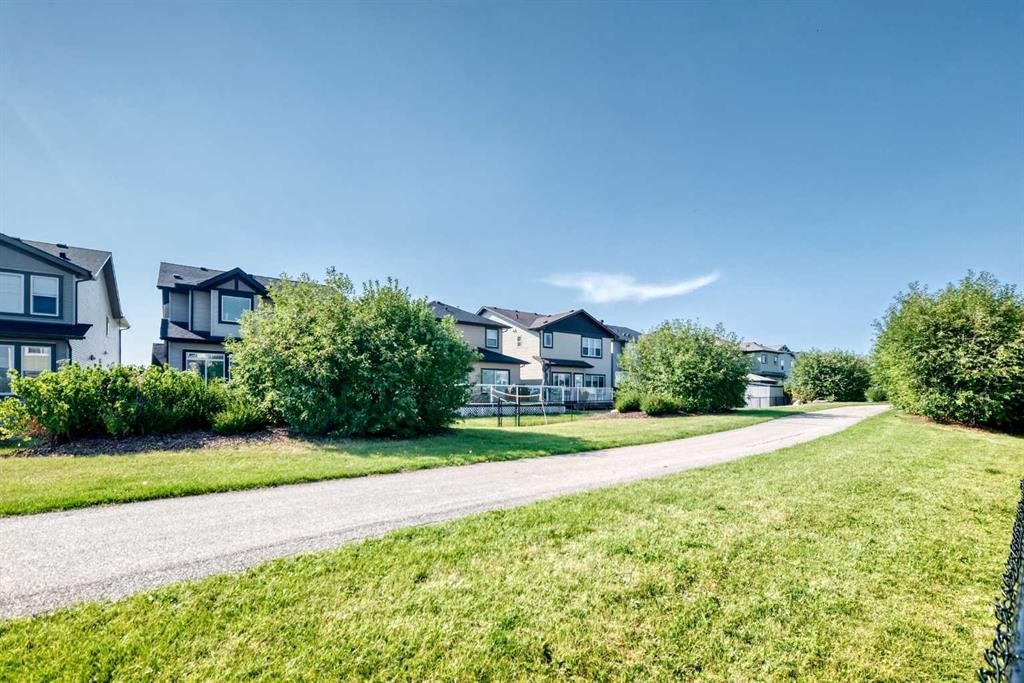 8 Skyview Point Terrace Ne, Calgary, AB - Outdoor