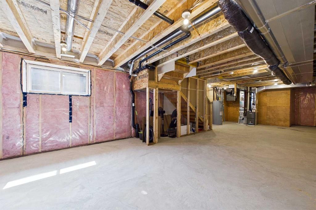 182 Rowley Gate Nw, Calgary, AB - Indoor Photo Showing Basement