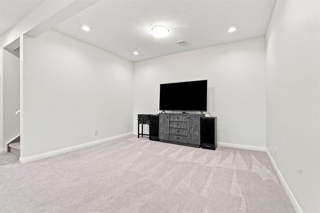 218 Boulder Creek Place, Langdon, AB - Indoor Photo Showing Other Room