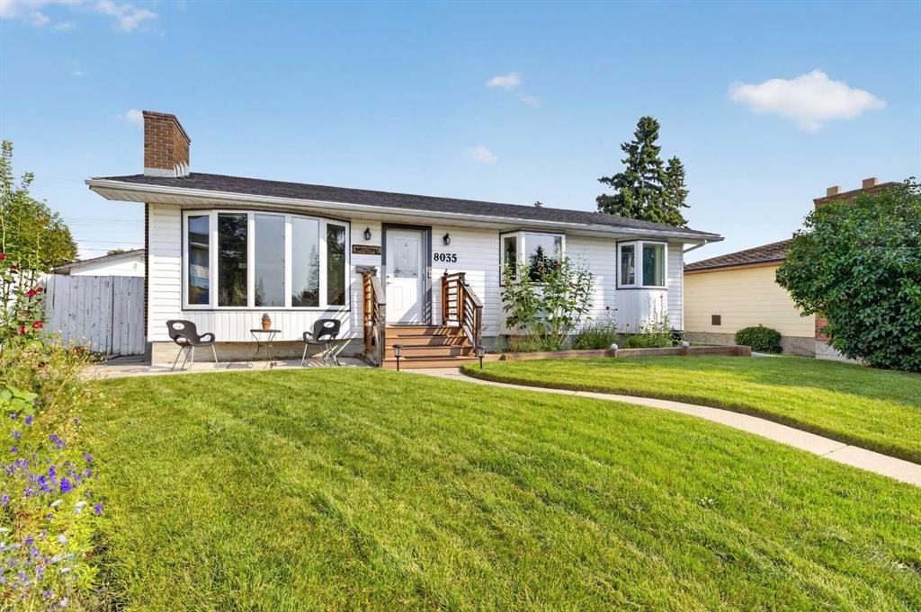 8035 Huntwick Crescent Ne, Calgary, AB - Outdoor With Deck Patio Veranda