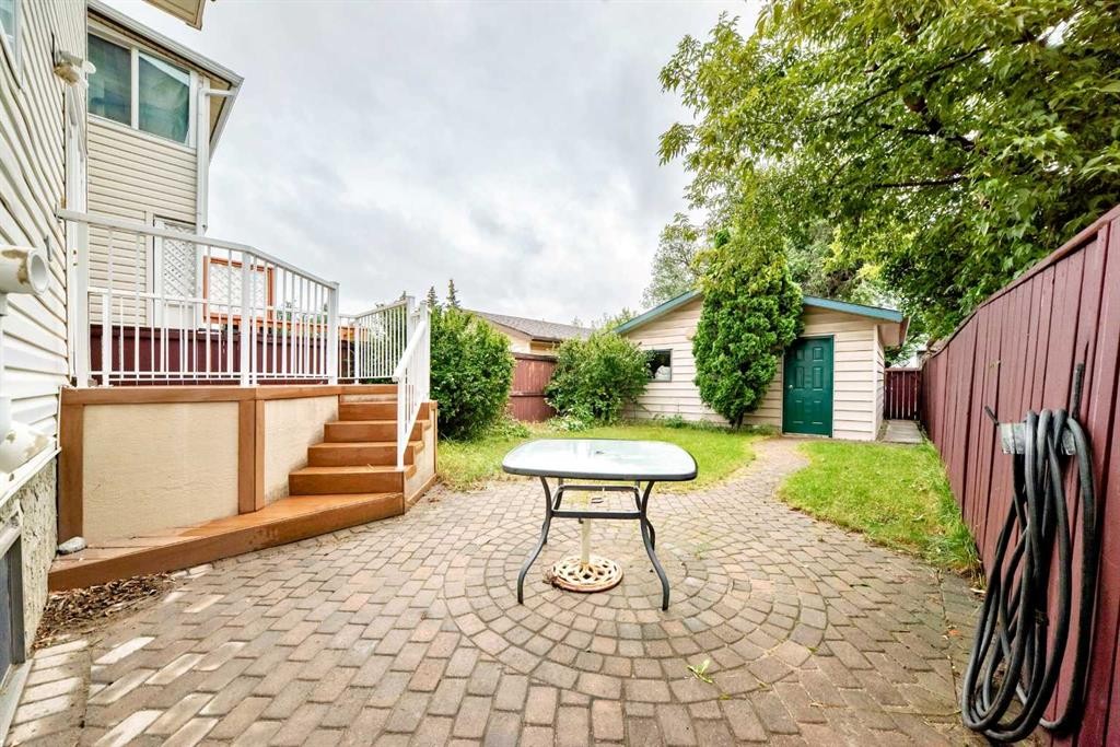 4008 46 Street Sw, Calgary, AB - Outdoor With Exterior