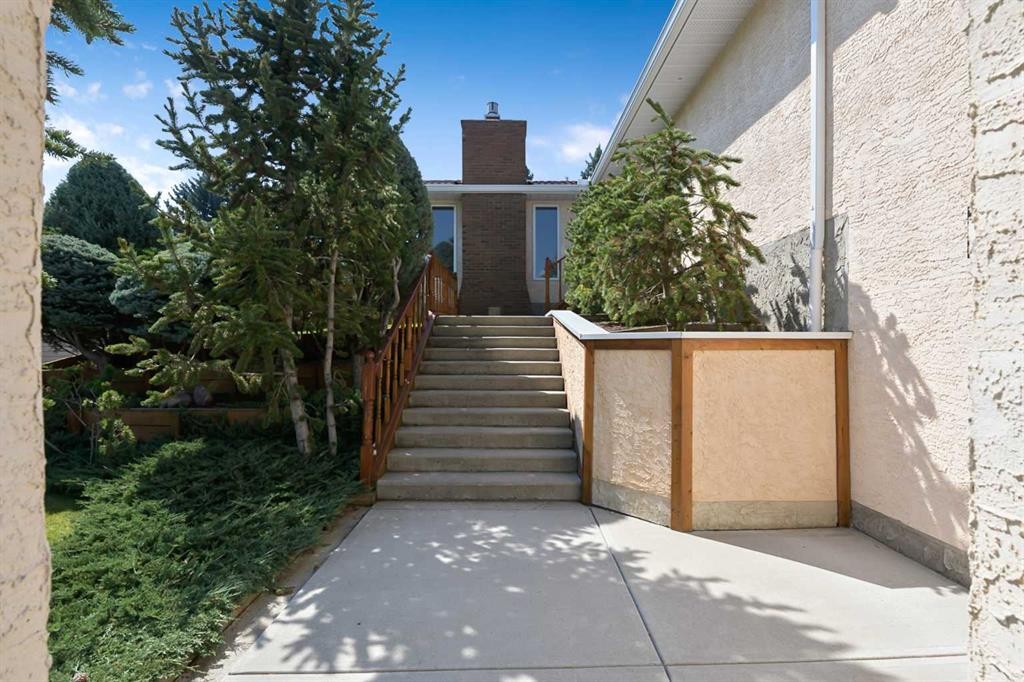 308 Canniff Place Sw, Calgary, AB - Outdoor