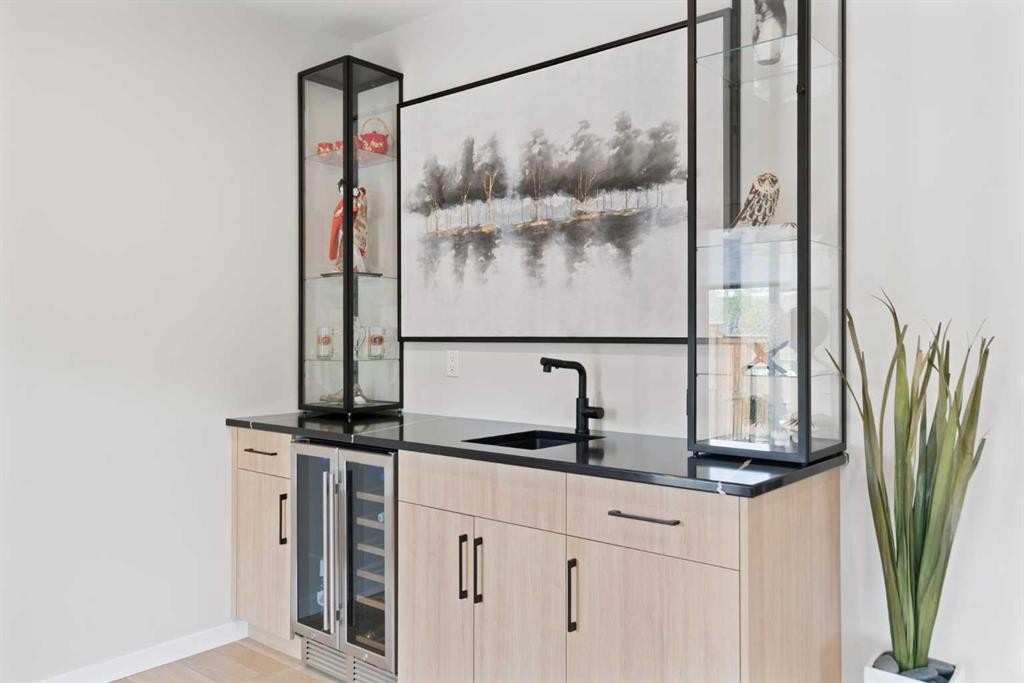 500 Cranbrook Gardens Se, Calgary, AB - Indoor Photo Showing Other Room