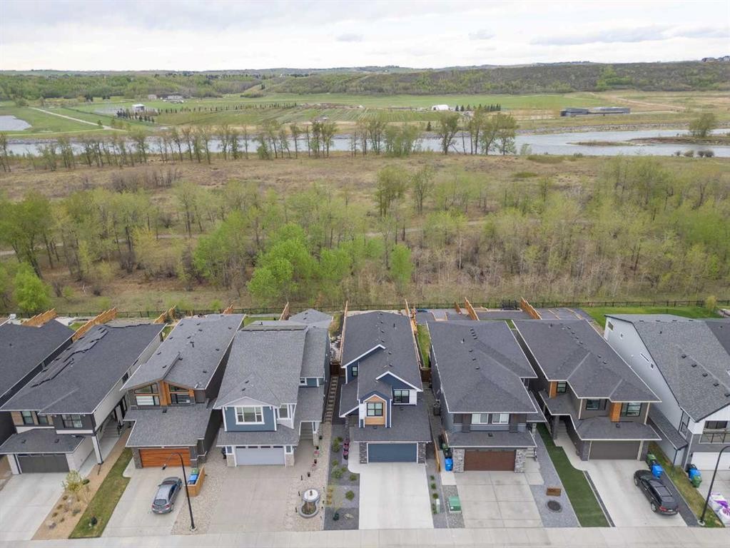 500 Cranbrook Gardens Se, Calgary, AB - Outdoor With View