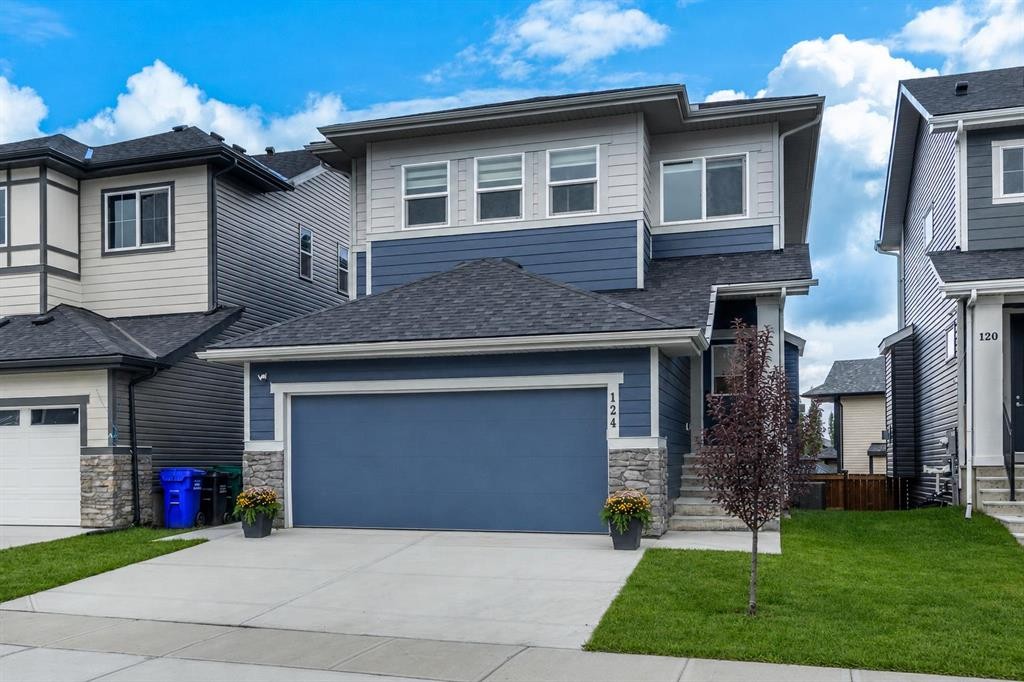 124 Heritage Boulevard, Cochrane, AB - Outdoor With Facade