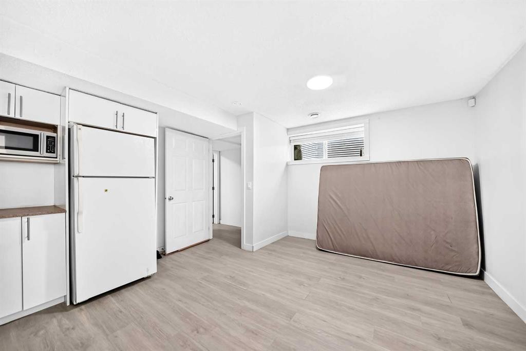 218 Saddlefield Place Ne, Calgary, AB - Indoor