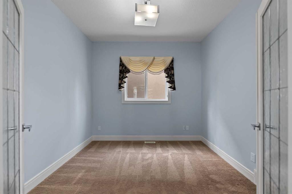 21 Saddlelake Lane Ne, Calgary, AB - Indoor Photo Showing Other Room