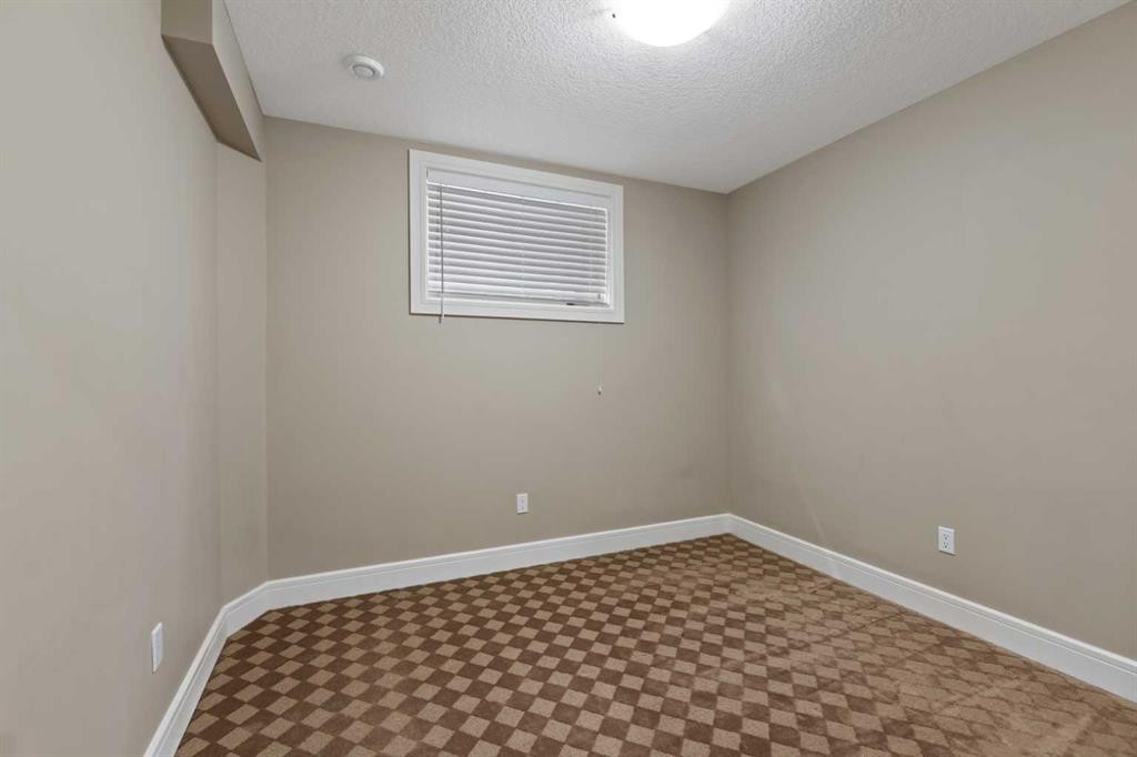 21 Saddlelake Lane Ne, Calgary, AB - Indoor Photo Showing Other Room