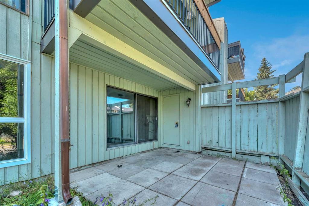 111-10120 Brookpark Boulevard Sw, Calgary, AB