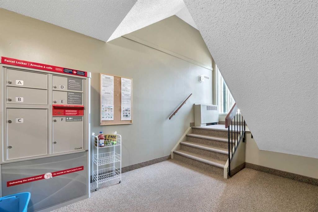 111-10120 Brookpark Boulevard Sw, Calgary, AB