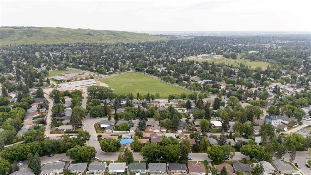 2836 Brentwood Boulevard Nw, Calgary, AB