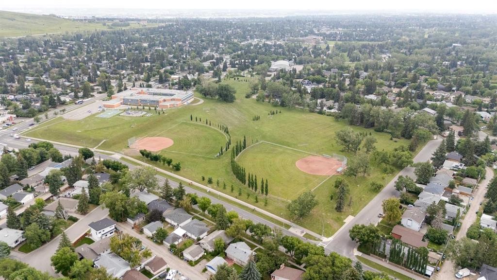 2836 Brentwood Boulevard Nw, Calgary, AB